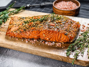 Varmrökt laxfilé, bit